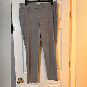 SEVEN7 • High Rise pull in legging